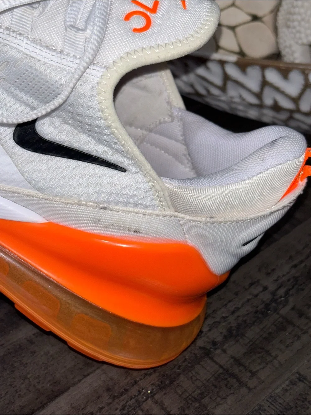 Nike Air Max 270 sneakers MENS SZ 11
